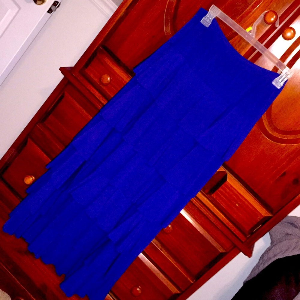 Nuggles layering skirt